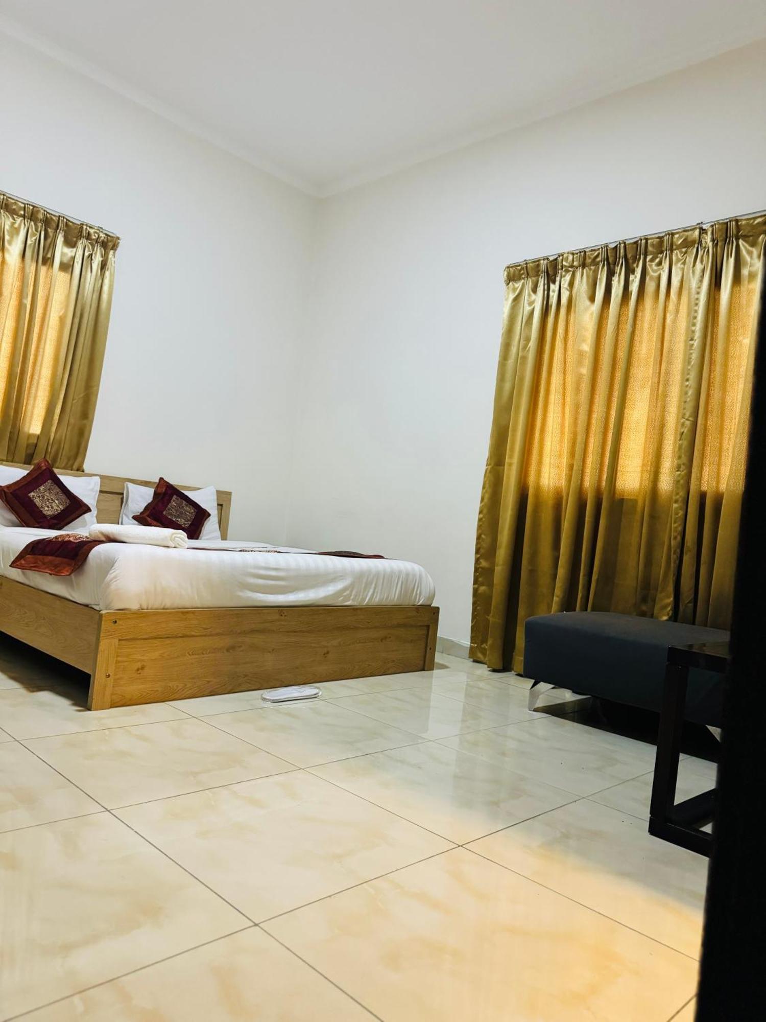 Al Hayat Suites Apartment Manama Luaran gambar