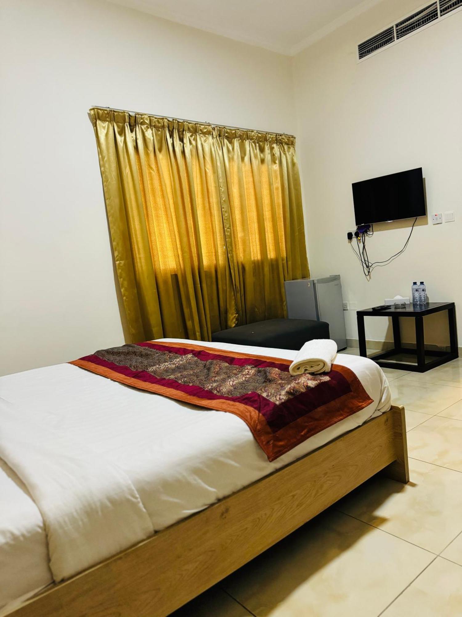 Al Hayat Suites Apartment Manama Luaran gambar