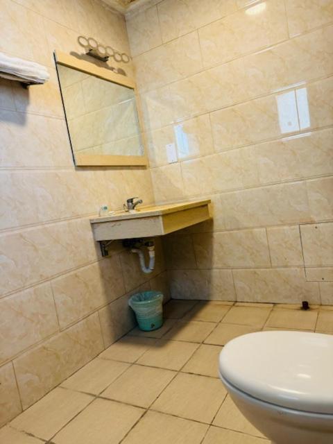 Al Hayat Suites Apartment Manama Luaran gambar